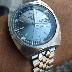 Meet your Posher, Lawyne